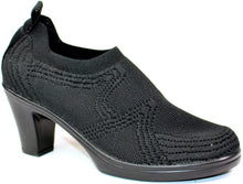 Load image into Gallery viewer, Lupe