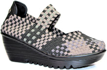 Load image into Gallery viewer, Lulia
